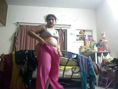 બે રમતિયાળ MILFs લેઝલી ઝેન અને સોફી મેરી ગુજરાતી સેકસી વીડીયો બતાવો આતુરતાથી હાર્ડ પેકર શેર કરે છે